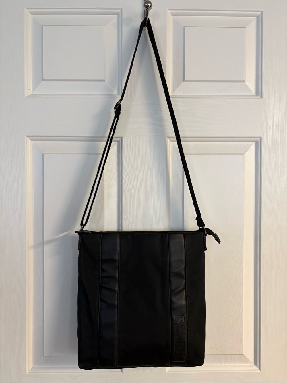 Roots Black Crossbody Messenger Bag